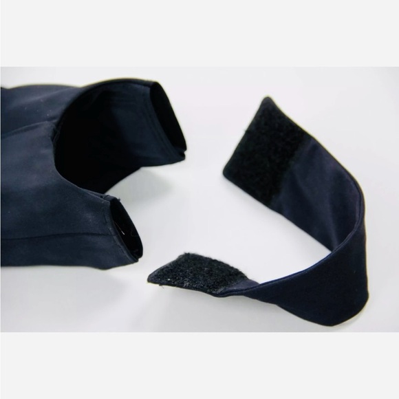 Acne Studios highwaisted  Tecia Tech CR Stirrup
Pants NEW - Picture 4 of 13